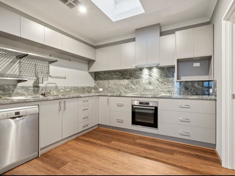 93 Jubilee Avenue, Success