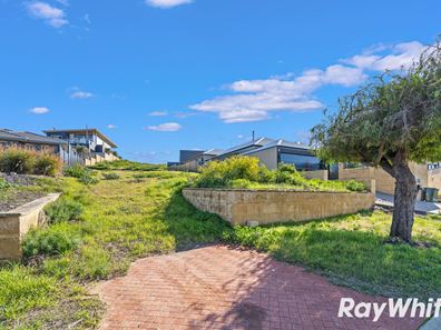 54 Abrolhos Quays, Wannanup WA 6210