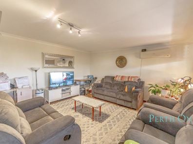 35 Stretton Way, Kenwick WA 6107