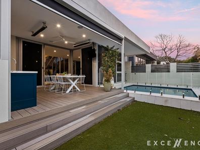 6 Omaroo Terrace, City Beach WA 6015
