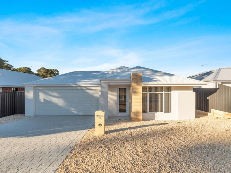 17a Wood Avenue, Waroona WA 6215