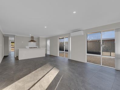 17a Wood Avenue, Waroona WA 6215