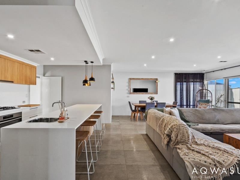 4 Tambrey Avenue, Golden Bay