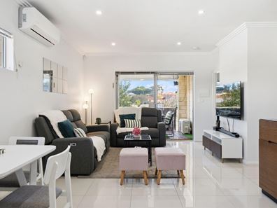 4/47 Odin Road, Innaloo WA 6018