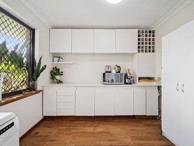3 Cary Street, Lake Coogee WA 6166