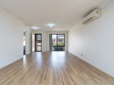 2/9 Bickley Road, Cannington WA 6107
