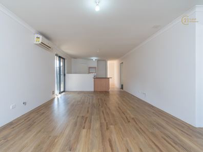2/9 Bickley Road, Cannington WA 6107
