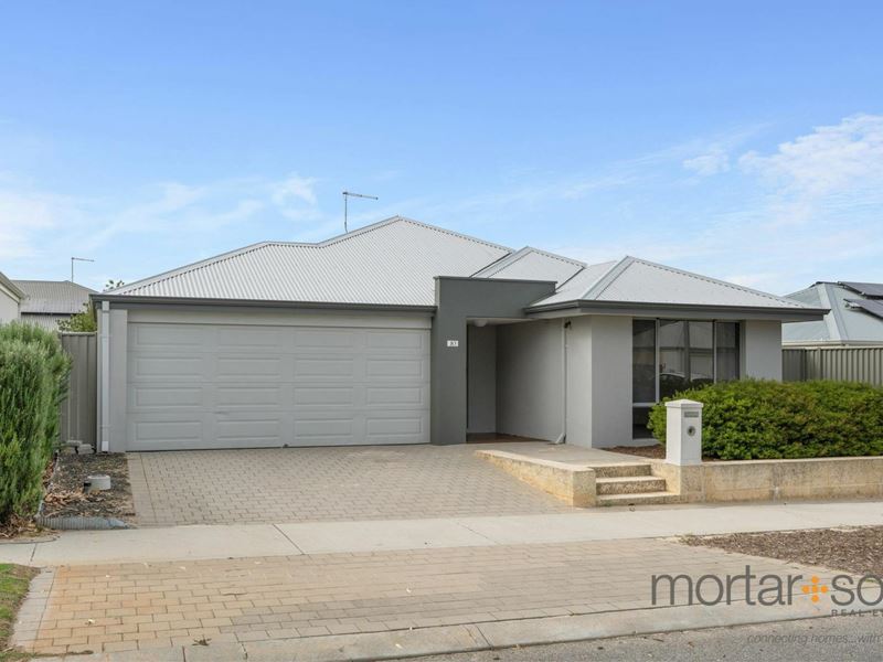 10 Vermilion St, Eglinton WA 6034