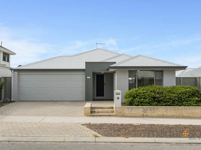 10 Vermilion St, Eglinton WA 6034