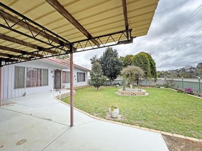24 Coolgardie-Esperance Highway, Gibson WA 6448