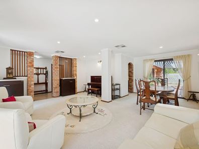 36 Marcus Avenue, Booragoon WA 6154