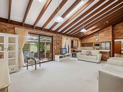 36 Marcus Avenue, Booragoon WA 6154