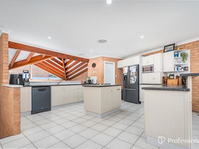 24 Portacello Circle, Wandina WA 6530