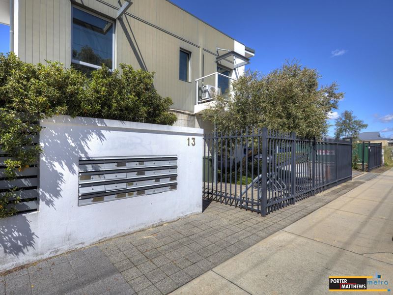 3/13 Spring Avenue, Midland