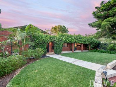 15 Brisbane Drive, Padbury WA 6025