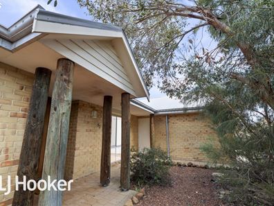 57 River Bank Boulevard, South Guildford WA 6055