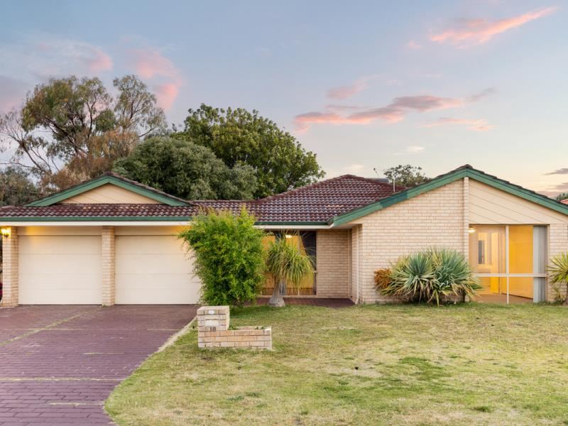 18 Leeward Close, Safety Bay WA 6169