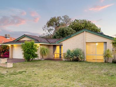 18 Leeward Close, Safety Bay WA 6169