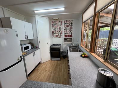 13 Escort close, Denmark WA 6333