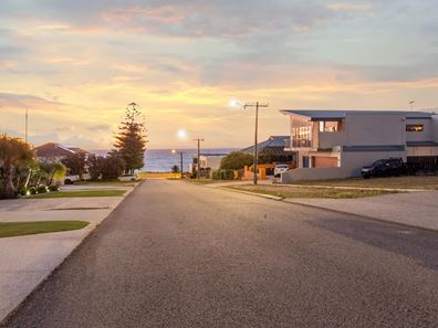23B Margaret Street, Watermans Bay WA 6020