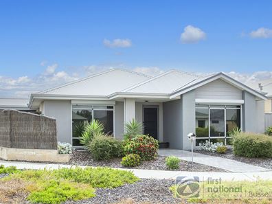 10 Roubion Gardens, Yalyalup WA 6280