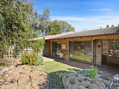 7/1 Poets Lane, Kalamunda WA 6076