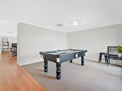 9 Calgary Street, Southern River WA 6110