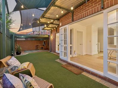 2/61 Kirkham Hill Terrace, Maylands WA 6051