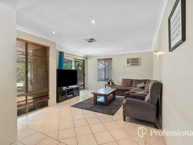 69 Palmer Crescent, High Wycombe WA 6057