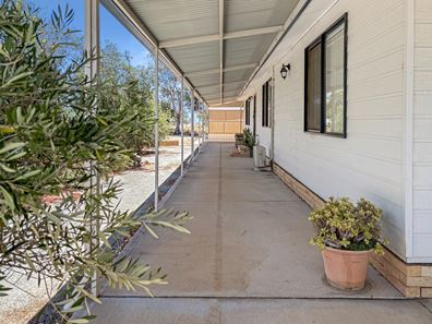 9 & 11 Broad Street, Mingenew WA 6522