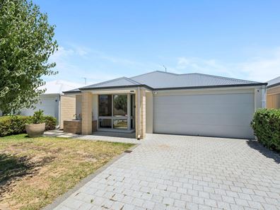 13 Canopy Circuit, Forrestfield WA 6058
