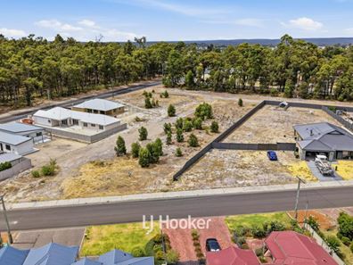 1 Buckingham Way, Collie WA 6225
