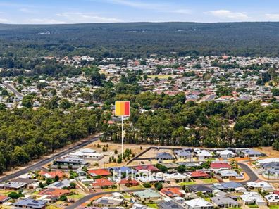 1 Buckingham Way, Collie WA 6225