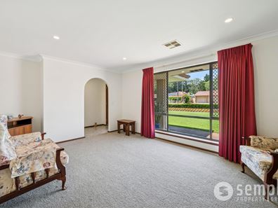 18 Cambrian Place, Willetton WA 6155