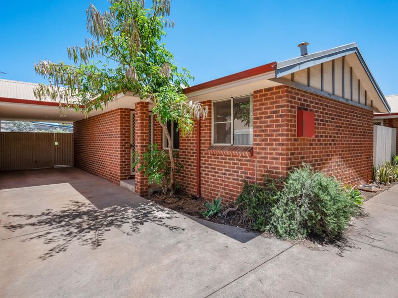 2/11 Moran Street, Boulder