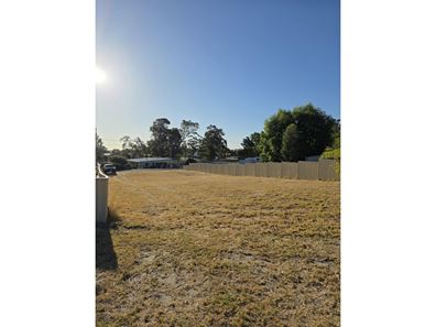 Lot 517, 4 McDowell St, Yarloop WA 6218