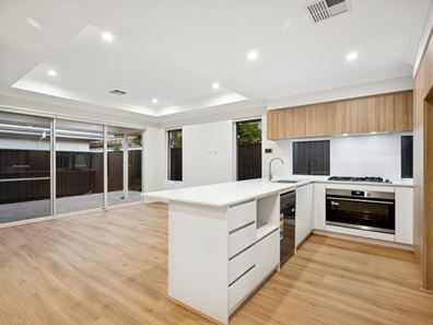 97 Norwood Road, Rivervale WA 6103