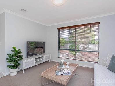 2/157 Lawley Street, Yokine WA 6060