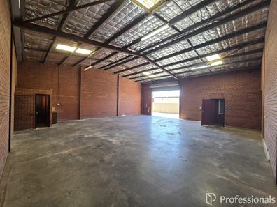 7/16 Boag Place, Morley WA 6062
