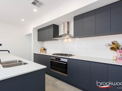 11 Boodja Road, Wundowie WA 6560