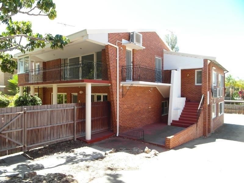 4/138 Broadway, Crawley