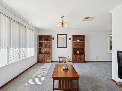 9 Argyle Court, Thornlie WA 6108