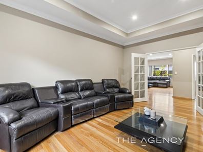 14 Anguria View, Landsdale WA 6065