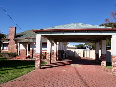 27 Strickland Street, South Bunbury WA 6230