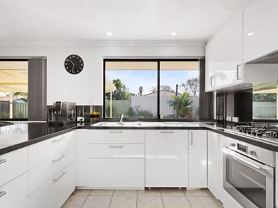 7 Beachport Retreat, Clarkson WA 6030