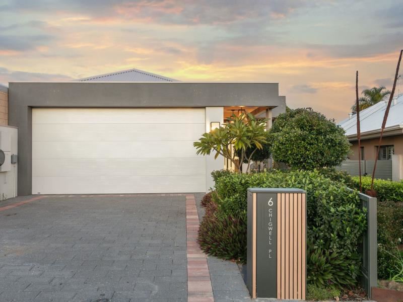 6 Chigwell Place, Carine WA 6020