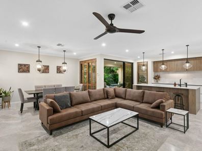 6 Chigwell Place, Carine WA 6020