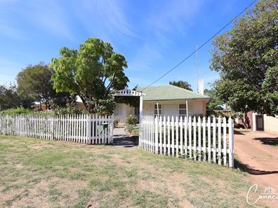3 Angus Way, Northam WA 6401