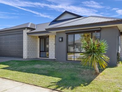 9 Heartwood Way, Hilbert WA 6112