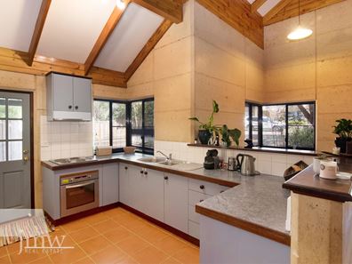5 Peregrine Court, Dunsborough WA 6281